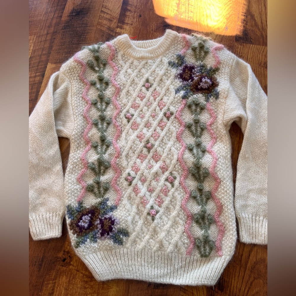 vintage cottagecore style knit sweater